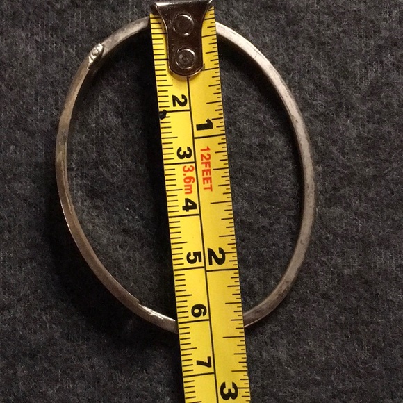 Abalone Shell and Alpaca Silver Bangle - Picture 5 of 7